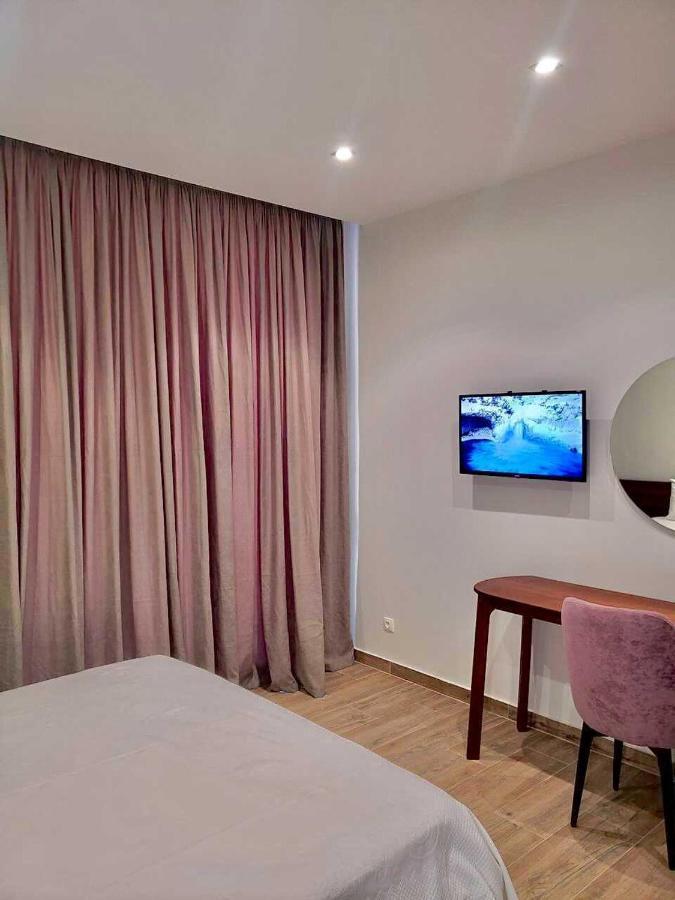 Summer Wine Boutique Hotel Dhërmi Buitenkant foto