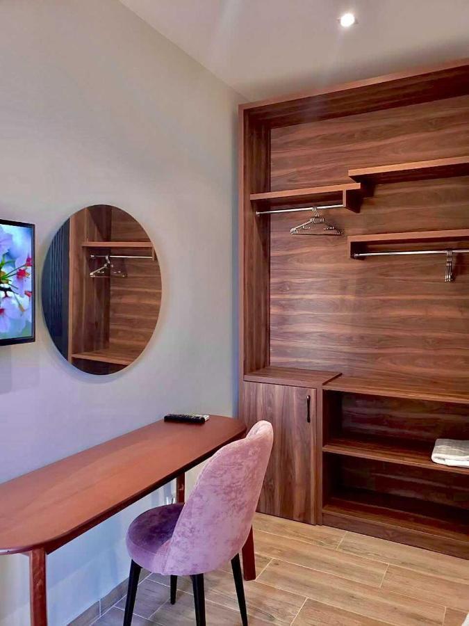Summer Wine Boutique Hotel Dhërmi Buitenkant foto