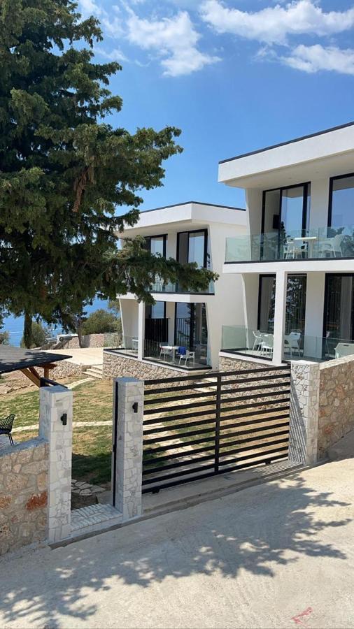 Summer Wine Boutique Hotel Dhërmi Buitenkant foto