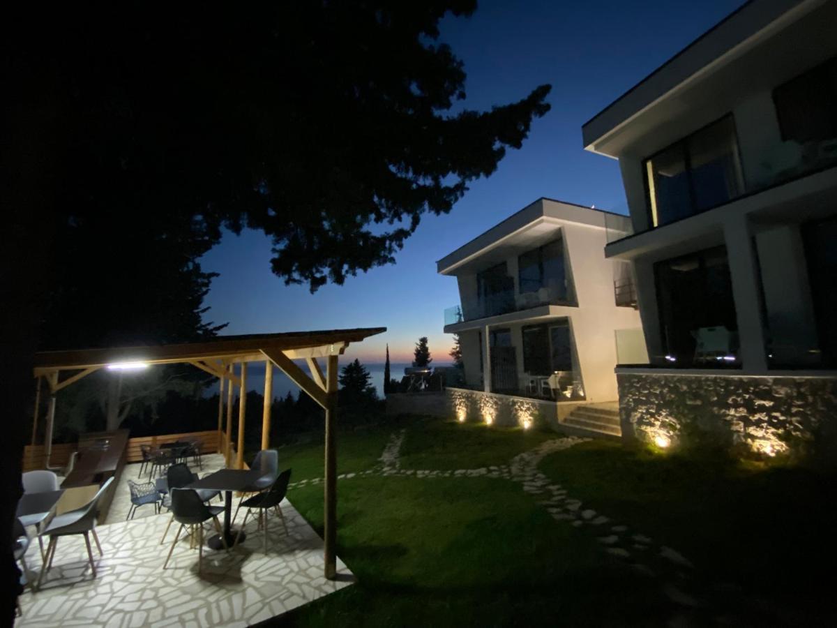 Summer Wine Boutique Hotel Dhërmi Buitenkant foto