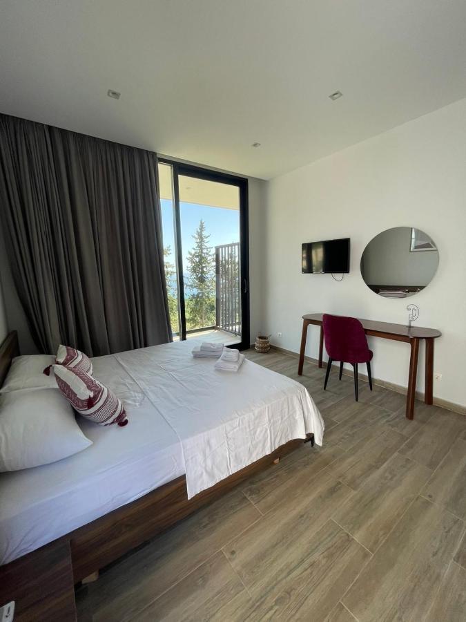Summer Wine Boutique Hotel Dhërmi Buitenkant foto
