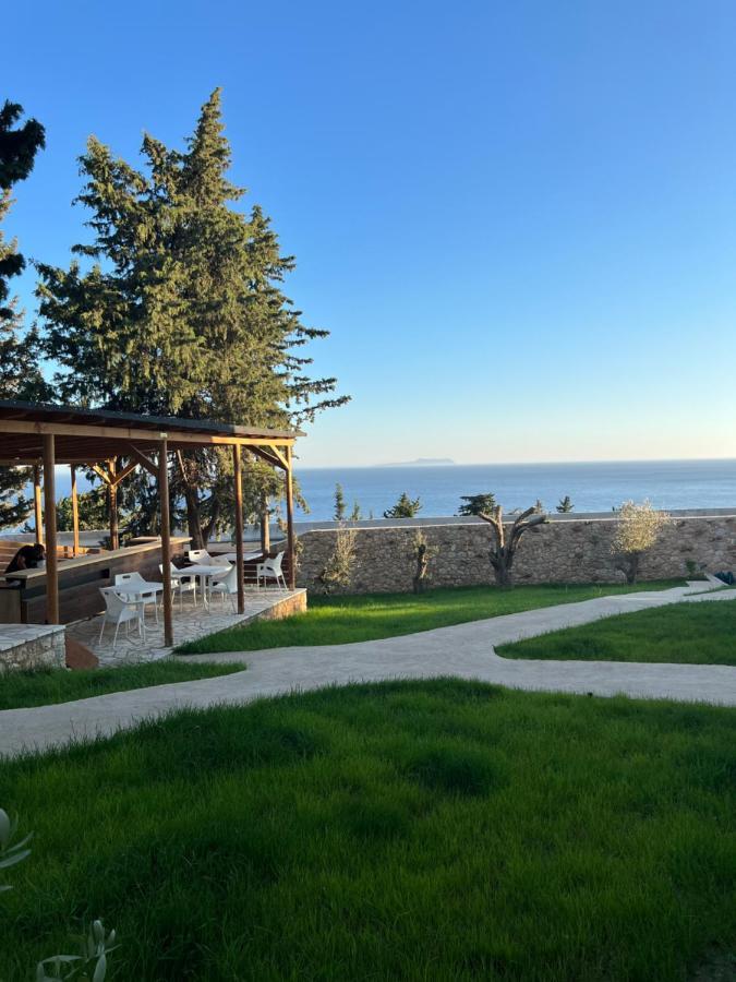 Summer Wine Boutique Hotel Dhërmi Buitenkant foto