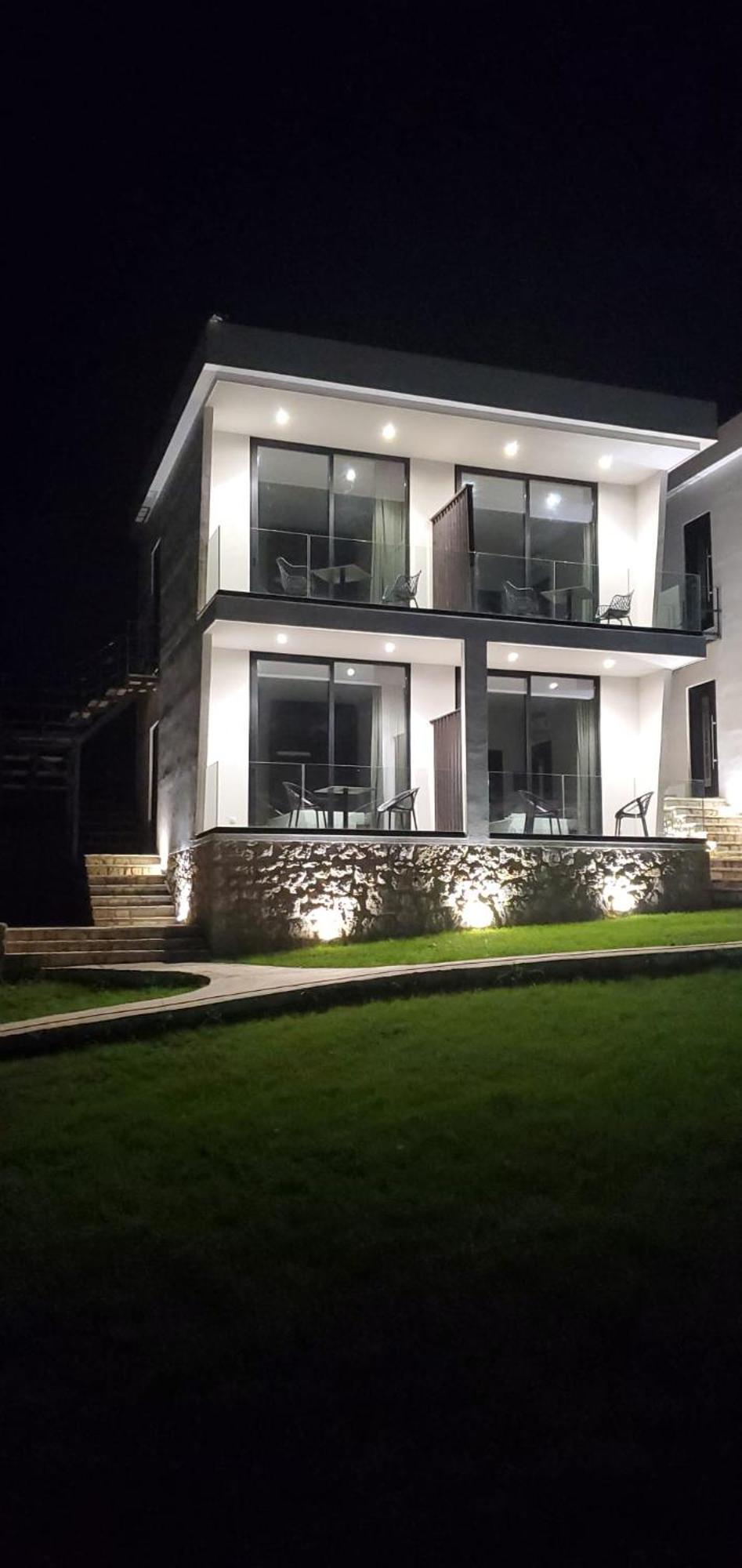 Summer Wine Boutique Hotel Dhërmi Buitenkant foto