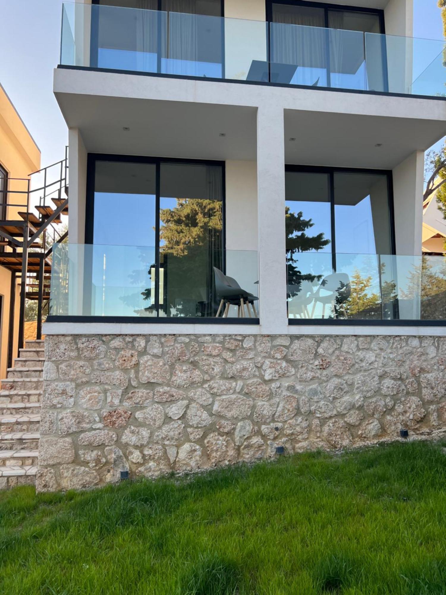 Summer Wine Boutique Hotel Dhërmi Buitenkant foto