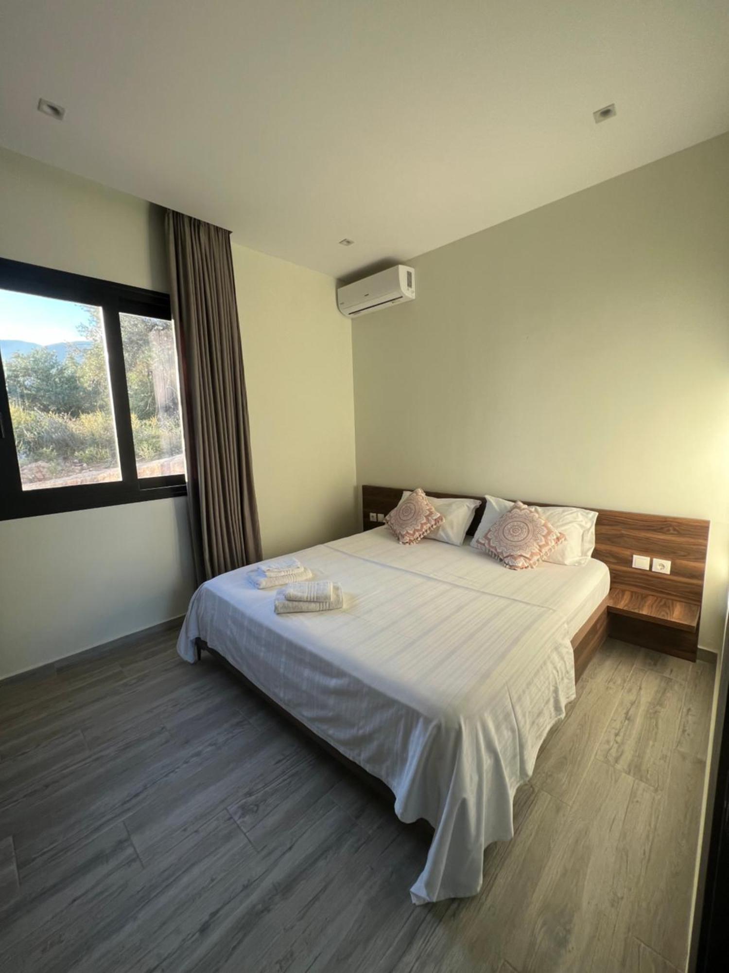 Summer Wine Boutique Hotel Dhërmi Buitenkant foto